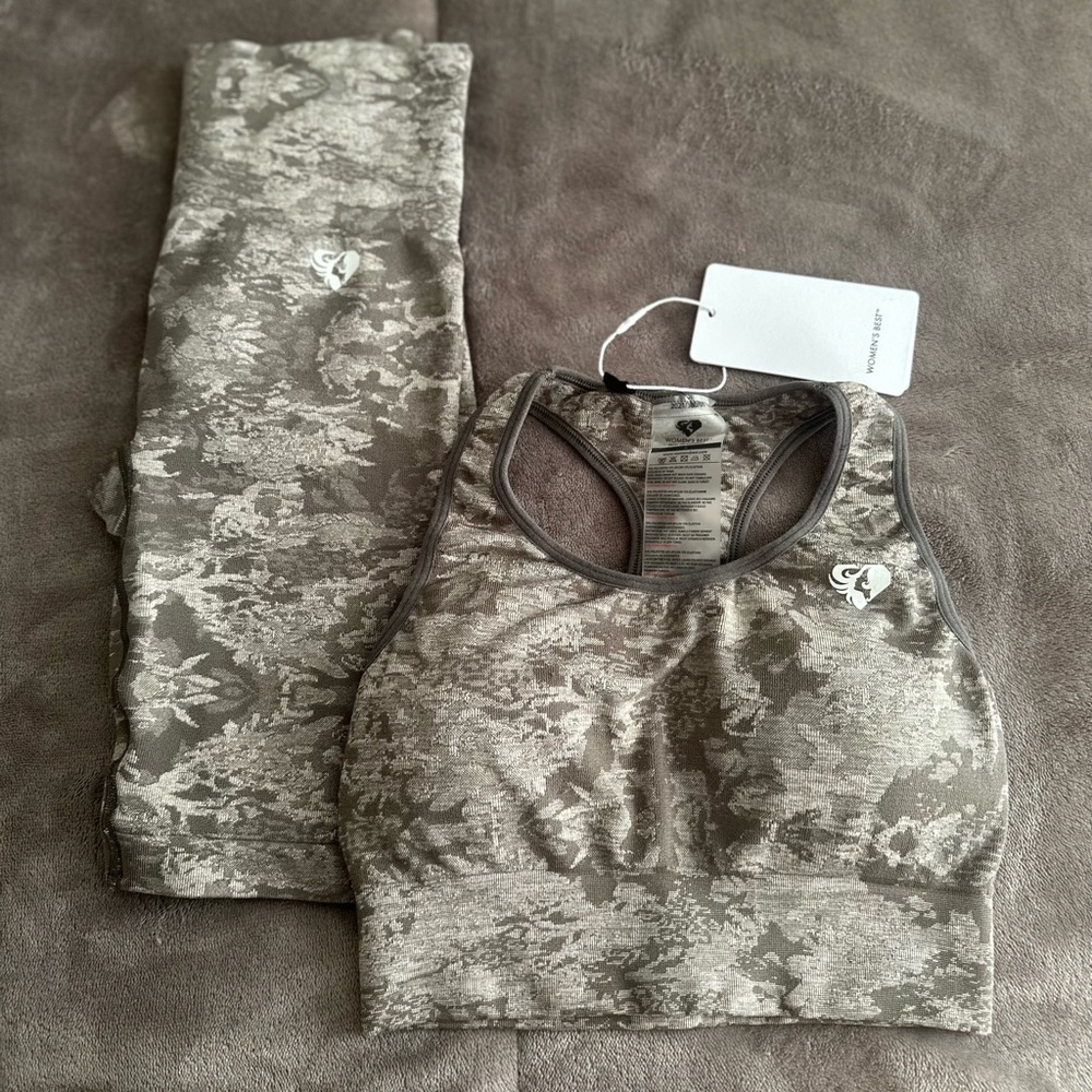 Women’s best set